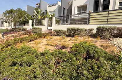 Townhouse - 4 - 4 for sale in Cluster 6 - Hyde Park - New Cairo City - Cairo