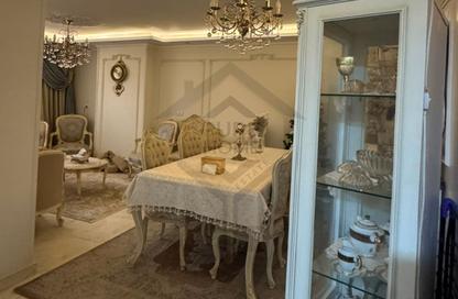 Apartment - 3 Bedrooms - 2 Bathrooms for sale in Moharam Bek St. - Moharam Bek - Hay Wasat - Alexandria