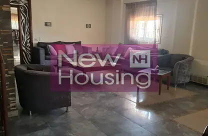 Apartment - 4 Bedrooms - 4 Bathrooms for rent in Zamalek - Cairo