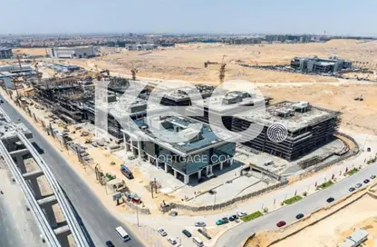 Office Space - 1 Bedroom - 1 Bathroom for sale in Golden Gate - South Teseen St. - The 5th Settlement - New Cairo City - Cairo