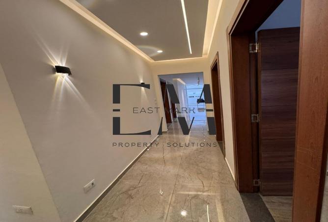 8660000 - Property Image 2