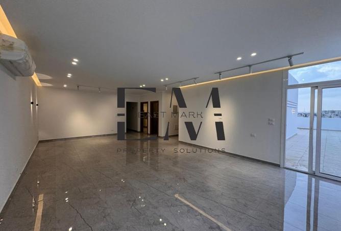 8660000 - Property Image 3