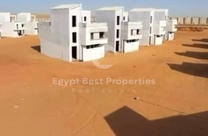 Villa - 4 Bedrooms - 5 Bathrooms for sale in Hyde Park Central - The 6th Settlement - New Cairo City - Cairo