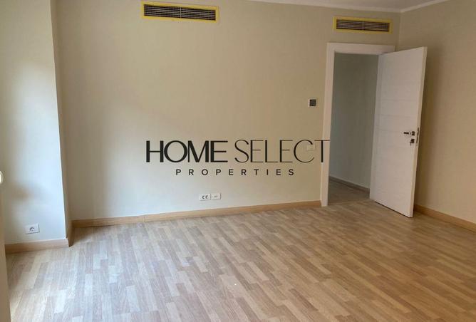 71131733 - Property Image 2