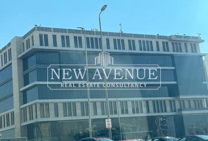 2P7a26m7Kbo - Property Image 3