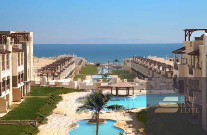 Chalet - 2 Bedrooms - 2 Bathrooms for sale in Blue Blue - Al Ain Al Sokhna - Suez