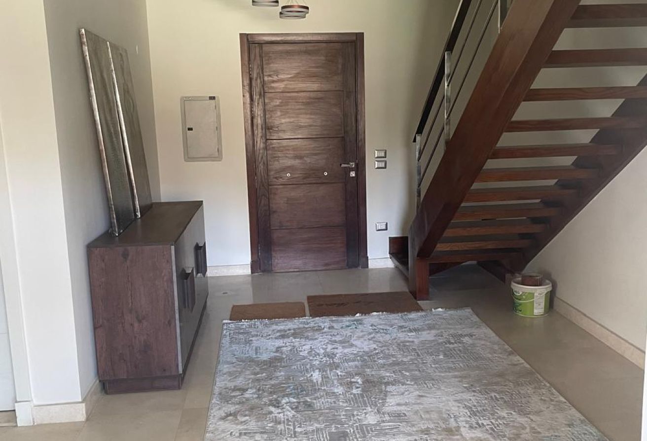 3BR Duplex For Rent FullyFurnished In Village Gate thumbnail