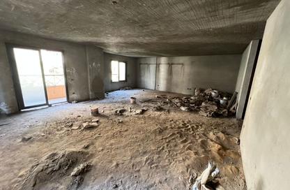 Apartment - 3 Bedrooms - 3 Bathrooms for sale in Al Hussein St. - Dokki - Giza