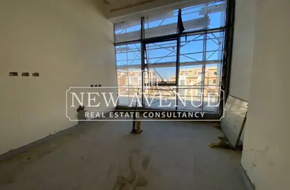 Clinic - 3 Bedrooms - 1 Bathroom for rent in Three Sixty - 5th Settlement Compounds - The 5th Settlement - New Cairo City - Cairo
