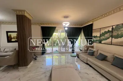 شقة - 5 غرف نوم - 5 حمامات للبيع في سيراس - اب تاون كايرو - المقطم - القاهرة