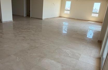 Apartment - 4 - 5 for rent in Pyramids Hills - Cairo Alexandria Desert Road - 6 October City - Giza