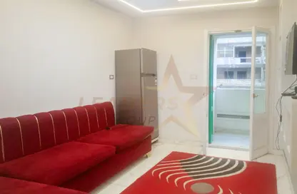 Apartment - 2 Bedrooms - 1 Bathroom for sale in Iskandar Ibrahim St. - Miami - Hay Awal El Montazah - Alexandria