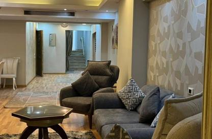 Apartment - 4 Bedrooms - 3 Bathrooms for rent in Abd Al Aziz Aal Seoud St. - El Manial - Hay El Manial - Cairo