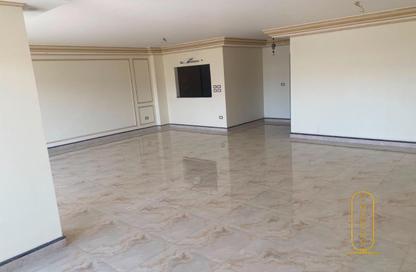 شقة - 4 - 3 للايجار في شارع مدخل شركة النقل والهندسة - سموحة - حي شرق - الاسكندرية