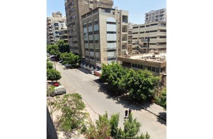 Apartment - 3 Bedrooms - 1 Bathroom for sale in Hosny Ahmed Khalaf - 6th Zone - Nasr City - Cairo