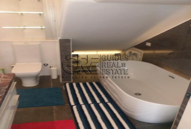 8702524 - Property Image 2