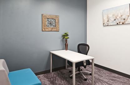 Office Space - Studio - 1 for rent in Fifth Square - The 5th Settlement - New Cairo City - Cairo