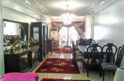 شقة - 3 غرف نوم - 3 حمامات للايجار في شارع كفر عبده - كفر عبده - رشدي - حي شرق - الاسكندرية