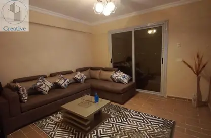 Apartment - 3 Bedrooms - 2 Bathrooms for sale in Al Thaqafa Square - 9th District - Obour City - Qalyubia