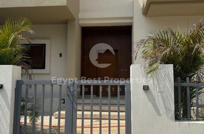فيلا - 5 غرف نوم - 5 حمامات للبيع في كايرو فيستيفال سيتى - المستثمرين الشمالية - مدينة القاهرة الجديدة - القاهرة