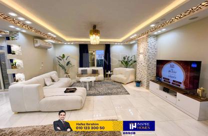 Apartment - 4 Bedrooms - 2 Bathrooms for rent in 7th District - Sheikh Zayed City - Giza
