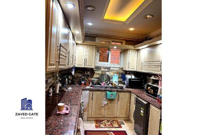 Apartment - 3 Bedrooms - 3 Bathrooms for sale in 8th District - Sheikh Zayed City - Giza