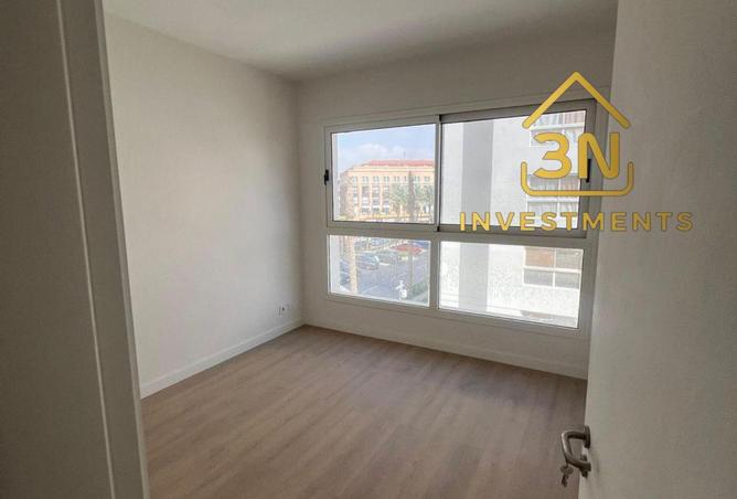 70097345 - Property Image 3