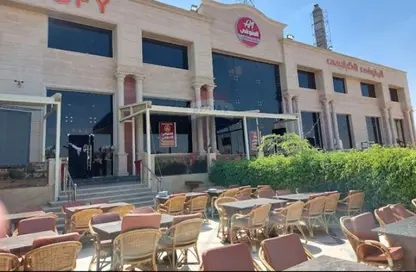 Shop - Studio - 2 Bathrooms for rent in 9th District - Sheikh Zayed City - Giza