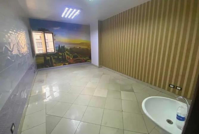 8710308 - صورة العقار 2