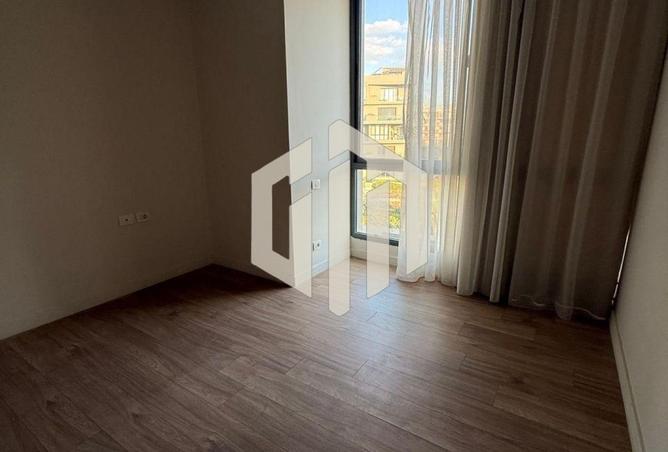 8589987 - Property Image 3