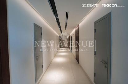 Retail - Studio - 1 Bathroom for sale in Golden Gate - South Teseen St. - The 5th Settlement - New Cairo City - Cairo