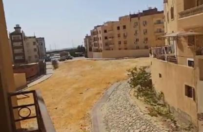 Apartment - 2 Bedrooms - 1 Bathroom for sale in Mohamed Naguib Axis - Abou El Houl - New Cairo City - Cairo