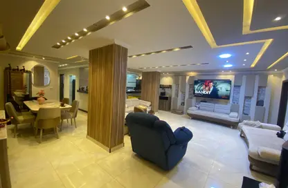 Apartment - 3 Bedrooms - 2 Bathrooms for sale in Gate 4 - Mena - Hadayek El Ahram - Giza