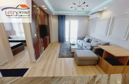 شقة - 2 غرف نوم - 1 حمام للايجار في B12 - مدينتي - القاهرة