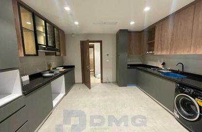 Apartment - 5 Bedrooms - 4 Bathrooms for sale in Aeon - 6 October Compounds - 6 October City - Giza