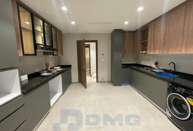 102348983 - Property Image 3