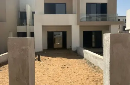 Townhouse - 3 Bedrooms - 4 Bathrooms for sale in Hyde Park - New Cairo City - Cairo Townhouse - 3 Bedrooms - 4 Bathrooms for sale in Hyde Park - New Cairo City - Cairo