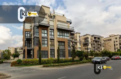 شقة - 3 غرف نوم - 2 حمامات للايجار في B8 - مدينتي - القاهرة