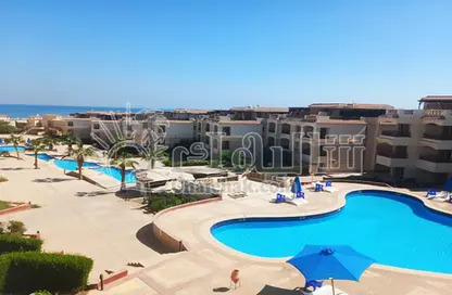 Chalet - 2 Bedrooms - 1 Bathroom for sale in Dolphin Beach - Al Ain Al Sokhna - Suez