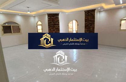 شقة - 3 غرف نوم - 2 حمامات للبيع في الحي الرابع - مدينة 6 أكتوبر - الجيزة