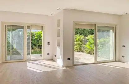 Townhouse - 3 Bedrooms - 5 Bathrooms for sale in Palm Hills WoodVille - Al Wahat Road - 6 October City - Giza