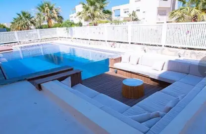 Chalet - 5 Bedrooms - 5 Bathrooms for rent in Hacienda White - Sidi Abdel Rahman - North Coast