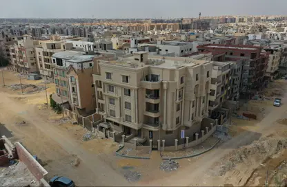 Apartment - 3 Bedrooms - 2 Bathrooms for sale in Bait Alwatan - The 5th Settlement - New Cairo City - Cairo