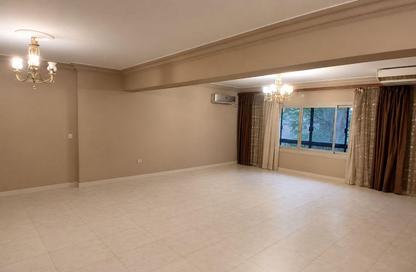 شقة - 3 غرف نوم - 2 حمامات للبيع في المهندسين - الجيزة