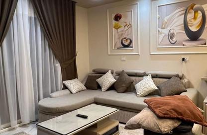 شقة - 2 - 1 للايجار في B12 - مدينتي - القاهرة