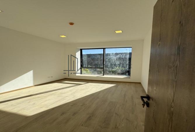 98551782 - Property Main Image