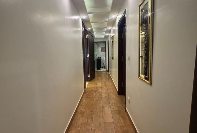 98832220 - Property Image 3