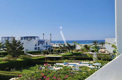 Chalet - 2 Bedrooms - 2 Bathrooms for sale in Mountain View - Ras Al Hekma - North Coast