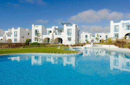 Chalet - 2 Bedrooms - 2 Bathrooms for sale in Mountain View - Ras Al Hekma - North Coast