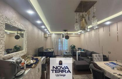 شقة - 3 غرف نوم - 2 حمامات للبيع في حدائق المهندسين - الحي الرابع - الشيخ زايد - الجيزة شقة - 3 غرف نوم - 2 حمامات للبيع في حدائق المهندسين - الحي الرابع - الشيخ زايد - الجيزة